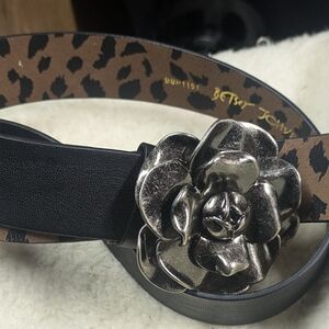 Ladies Size Small Betsey Johnson Leopard Print Belt with Silver Floral Buckle